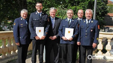 Zwei Neue F Hrungskr Fte Der Feuerwehr Im Landkreis Amberg Sulzbach Onetz