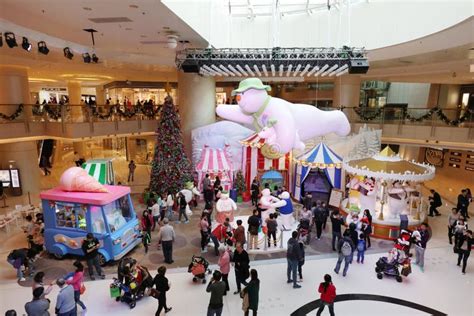 The Christmas Decorations in the Shopping Mall Editorial Image - Image ...