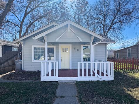 118 E 1st St, Middleton, ID 83644 - See Est. Value, Schools & More