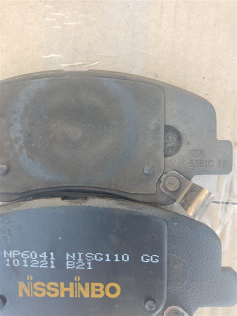 Замена задних тормозных колодок Sangsin HAGEN — Hyundai Solaris (1G), 1 ...