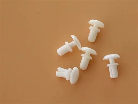 Nylon Snap Rivets White Plastic Fastener 3045 For Pcb - Buy Snap Rivets ...