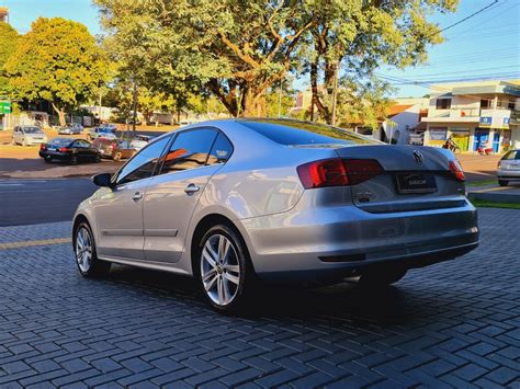 Volkswagen Jetta Highline Tsi V P Tiptronic Gasolina Portas