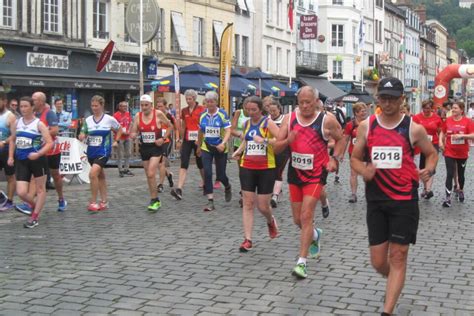 En Images Course Pied Record De Participation Battu Aux Mascarets