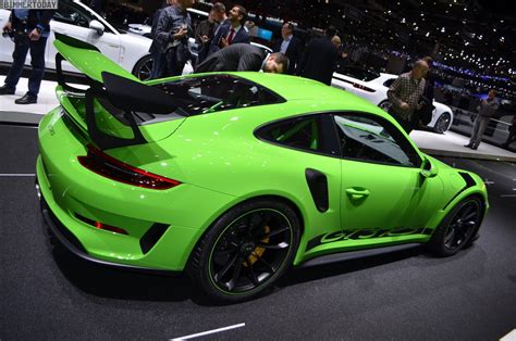 Lizard Green Porsche Colors