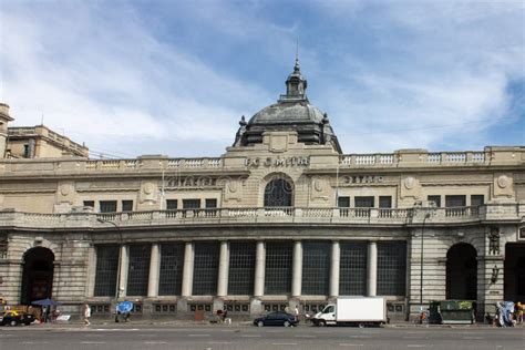 Estación De Tren De Retiro Buenos Aires La Argentina Fotografía Editorial Imagen De Tren