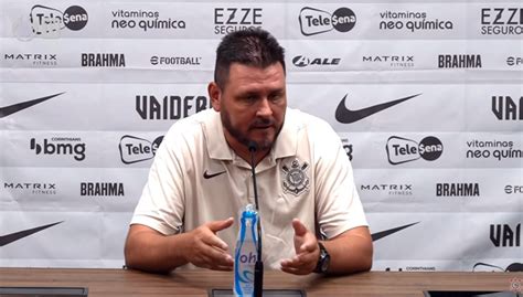 Interino Confirma Chegada De Novo Treinador Ao Corinthians