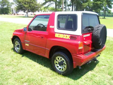 Suzuki Sidekick Tracker 4x4 Convertible 69000 Miles Garage Kept