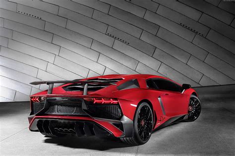 Lamborghini Aventador LP 750 rojo Superveloce coupé Fondo de