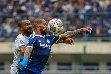 Memahami Tangisan David Da Silva Di Laga Persib Vs Rans