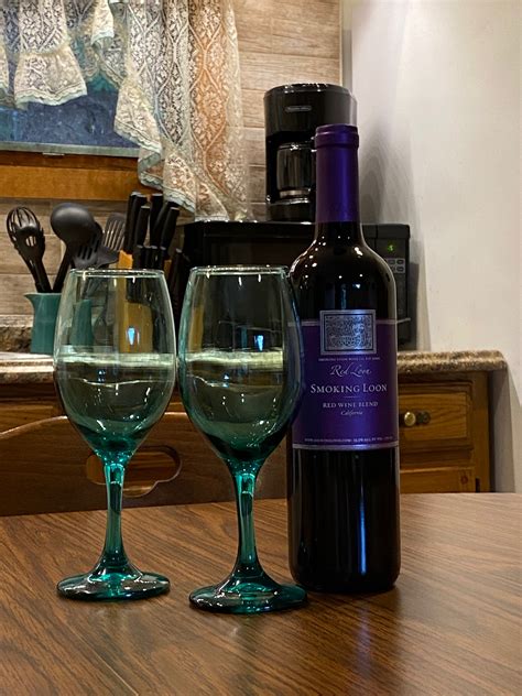 Self-Catering Vacation Suites - The Lakeside at Loon Lake