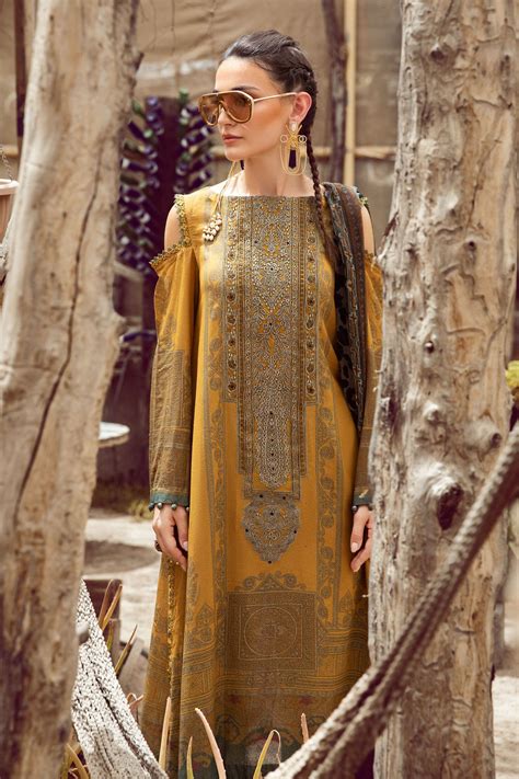 Order Online On Https Thefashionstation In Pakistani Suits Online