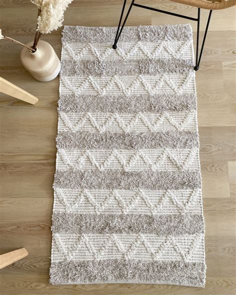 Beige and white chevron textured rug - Perfectly Lovely Interiors