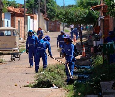 Equipes recolhem 45 toneladas de lixo na terceira edição do Meu Bairro