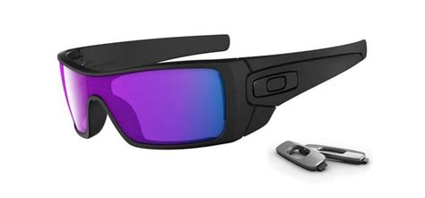 Oakley BATWOLF™ 2012 - Specifications | Reviews | Shops