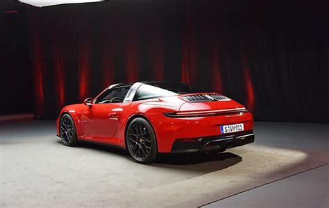 新款保时捷911正式发布 Gts车型首搭全新t Hybrid混动系统 跑车 什么值得买