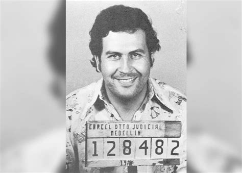 Fotos Así Luciría Pablo Escobar Si Aún Viviera Un Viejito De 74 Años Carismático Y Aterrador