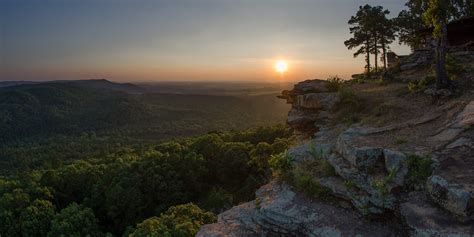 CCC Overlook at Petit Jean State Park, Arkansas [OC][4900x2450] • /r