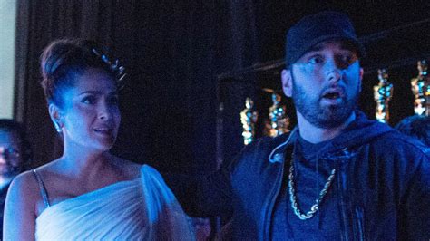 Read the story of Salma Hayek and Eminem meeting behind the scenes of Oscar ceremony! | Eminem ...