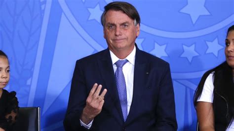 Bolsonaro Critica Stf E Tse Jurisprud Ncia Para Perseguir