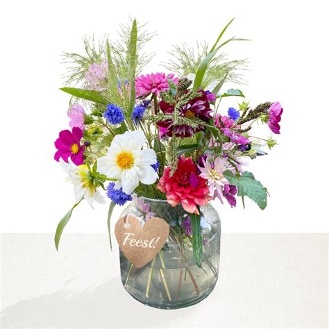 Verjaardagskaart Met Bloemen Boeket In Vaas Kaartje Go