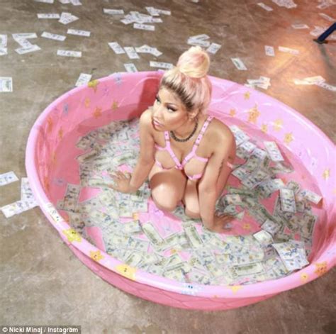 Nicki Minaj Poses For MAC New Nude Lip Color Daily Mail Online