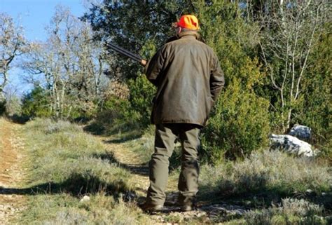 Le Chasseur Grièvement Blessé Par Balle Est Décédé Les Nouvelles De