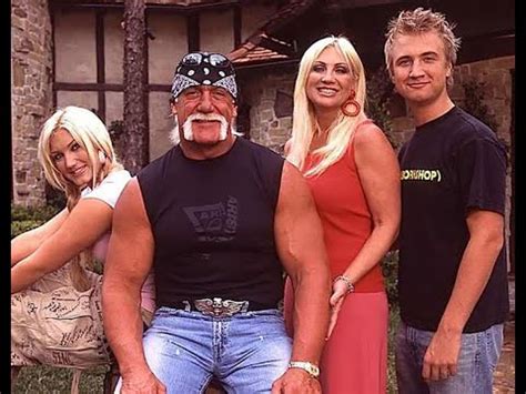 Hulk Hogan Paralyzed From The Waist Down After Undergoing Th Back