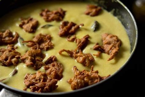 Add Pakoras To Punjabi Kadhi Recipe Recipes Pakora Recipes Heirloom