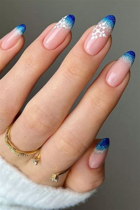 20 Classy Winter Wonderland Nails Trends For 2023 20 Cute Frosty