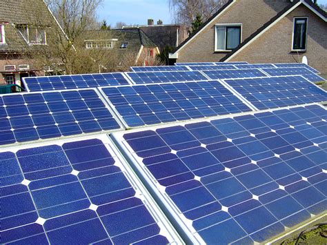 How Many Solar Panels Do You Need For Your Home