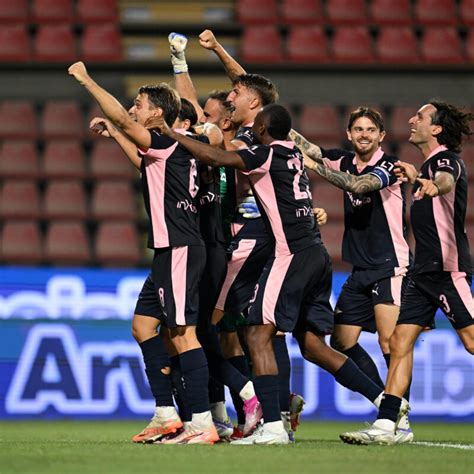 Cremonese X Palermo - Cremonese-Palermo: i rosa fanno 5 su 5 ai rigori e passano il turno ...