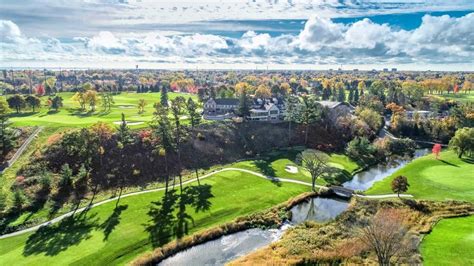 SENSATIONAL HOME OVERLOOKING MISSISSAUGA GOLF COUNTRY CLUB | Ontario ...