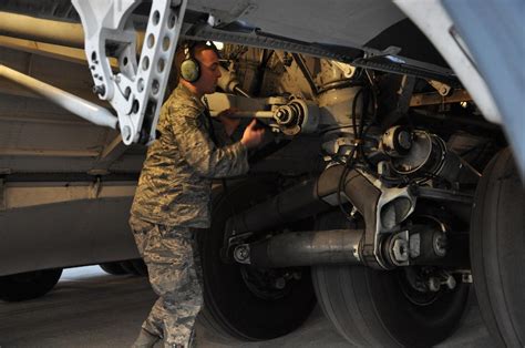 8th Eams Keeping The C 17 In The Fight U S Air Forces Central Article Display