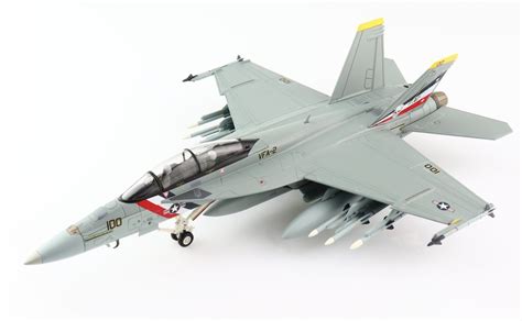 Hobbymaster HA5122 F A 18F Super Hornet US Navy NE100 165916 V