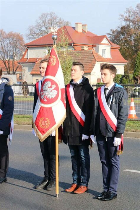 Obchody 101 Rocznicy Odzyskania Niepodległości ZST CKZiU w Lesznie