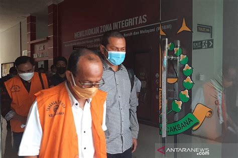 5 Tersangka Korupsi Rp 10 7 Miliar Dijebloskan Ke Rutan