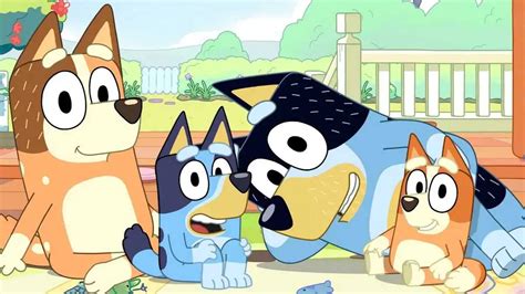 Bluey é Um Menino Ou Uma Menina Em Bluey Flopou