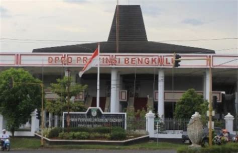 Profil Anggota Dprd Provinsi Bengkulu Suhardhi Ds Berita Merdeka Online