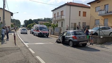 Rocambolesco Incidente A Brenna Distrutte Tre Auto Prima Como