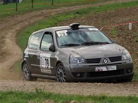 Clio ragnotti N3 pièces et voitures de course à vendre de rallye et