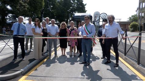 Gallarate Stazione Nuova Area Per Bus Pratica E Sicura Youtube