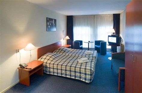 Hotel Prins Hendrik, Amsterdam - Booking Deals, Photos & Reviews