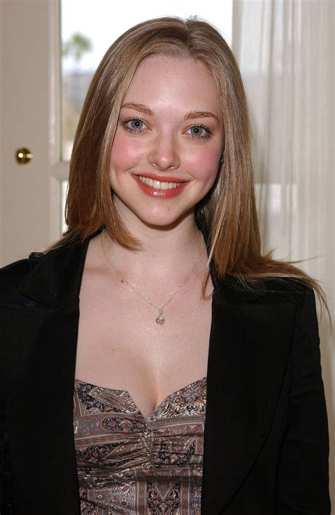 Amanda Seyfried Felt Pressure To Shoot Nude Scenes At 19