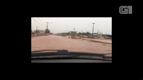 Vídeo Chuva alaga rua e causa problemas em Palmas Tocantins G1