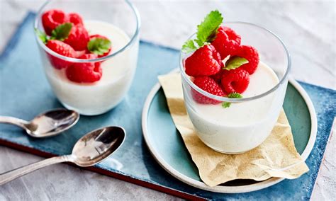 Vanilla Panna Cotta Recipe Dr Oetker