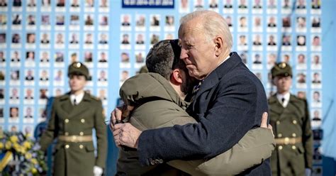 Biden Makes Surprise Visit To Ukraine Amid War With Russia Los