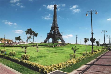 Eiffel Tower Bahria Town Karachi Dreamsnex