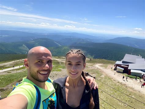 Vanessa Alessia And Her Husband - Wallpics.Net - Wallpapers, Photos