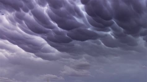 Formation Of Mammatus Clouds Dramatic Sky Stock Footage SBV-347778567 ...