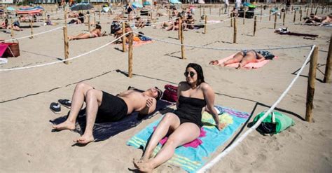 Francia Muestra C Mo Es La Nueva Normalidad En La Playa